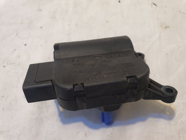 bontott AUDI A4 B6 Fűtés Állító Motor