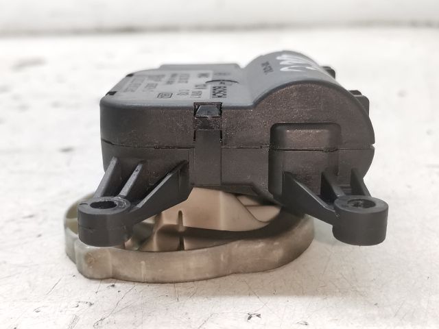 bontott AUDI A4 B6 Fűtés Állító Motor