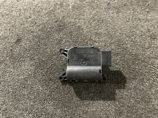 bontott AUDI A4 B6 Fűtés Állító Motor