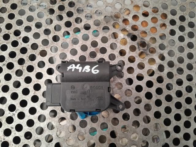 bontott AUDI A4 B6 Fűtés Állító Motor