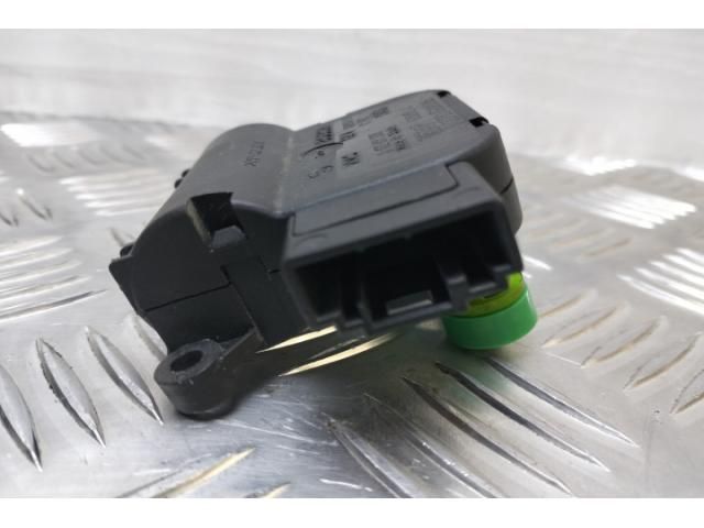 bontott AUDI A4 B6 Fűtés Állító Motor