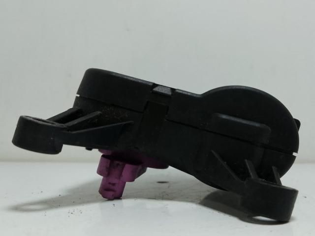 bontott AUDI A4 B6 Fűtés Állító Motor