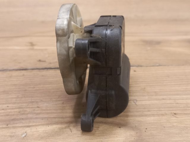 bontott AUDI A4 B6 Fűtés Állító Motor