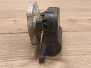 bontott AUDI A4 B6 Fűtés Állító Motor