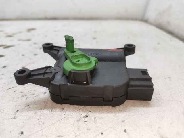 bontott AUDI A4 B6 Fűtés Állító Motor