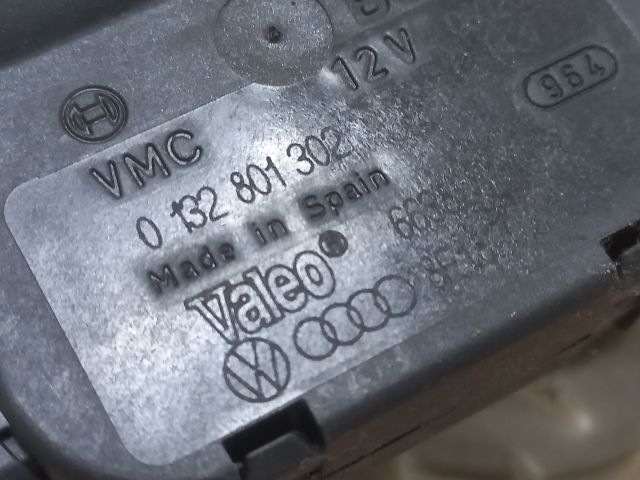 bontott AUDI A4 B6 Fűtés Állító Motor