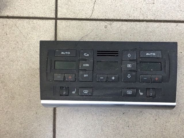 bontott AUDI A4 B6 Fűtéskapcsoló (digit klímás)