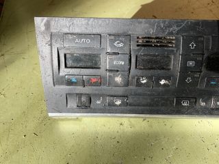 bontott AUDI A4 B6 Fűtéskapcsoló (digit klímás)