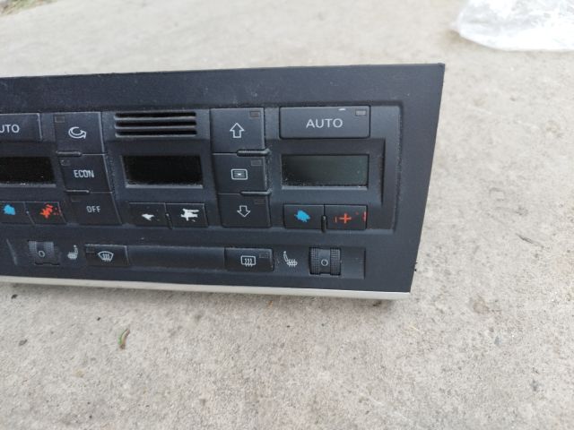 bontott AUDI A4 B6 Fűtéskapcsoló (digit klímás)