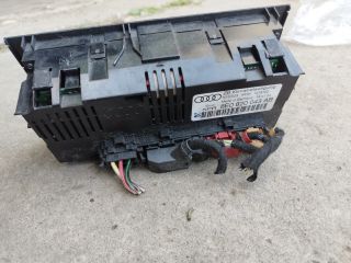 bontott AUDI A4 B6 Fűtéskapcsoló (digit klímás)