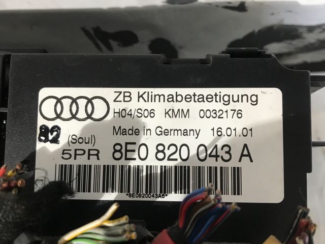 bontott AUDI A4 B6 Fűtéskapcsoló (digit klímás)
