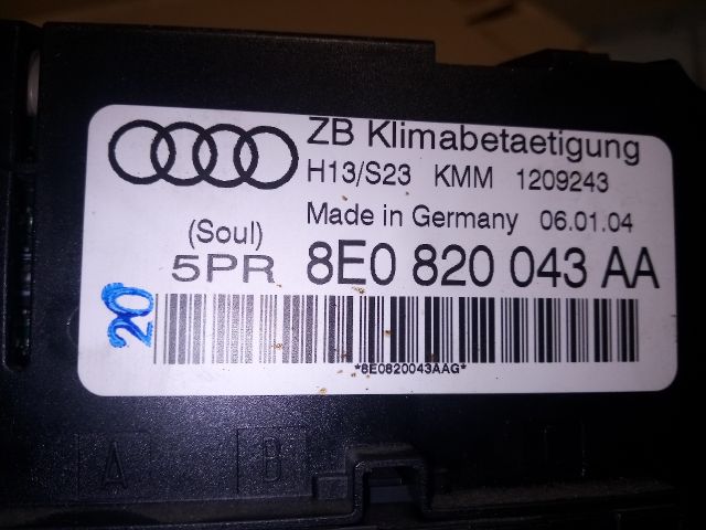 bontott AUDI A4 B6 Fűtéskapcsoló (digit klímás)