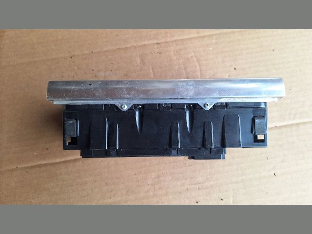 bontott AUDI A4 B6 Fűtéskapcsoló (manuális klímás)