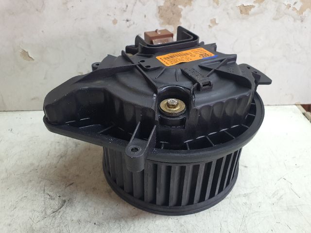 bontott AUDI A4 B6 Fűtőmotor (Klímás)