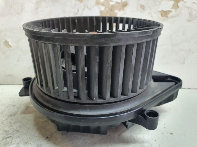 bontott AUDI A4 B6 Fűtőmotor (Klímás)