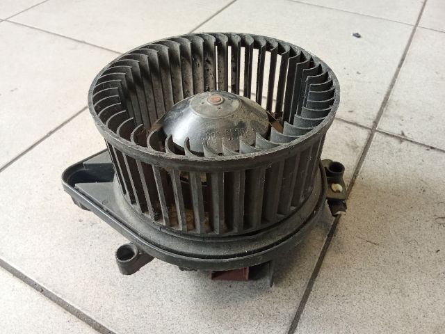 bontott AUDI A4 B6 Fűtőmotor (Nem klímás)