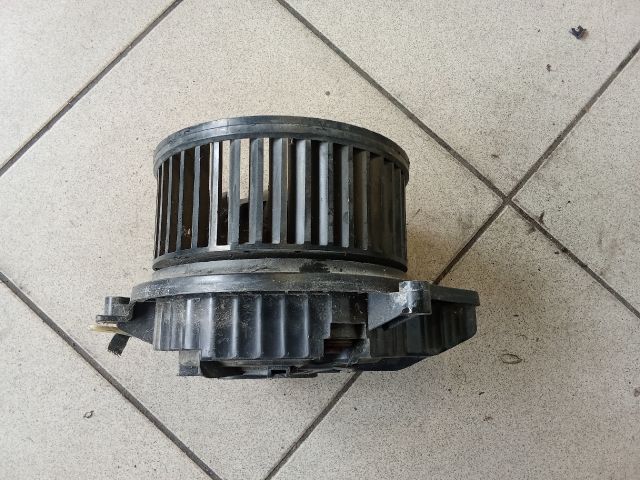 bontott AUDI A4 B6 Fűtőmotor (Nem klímás)