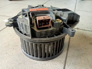 bontott AUDI A4 B6 Fűtőmotor (Nem klímás)