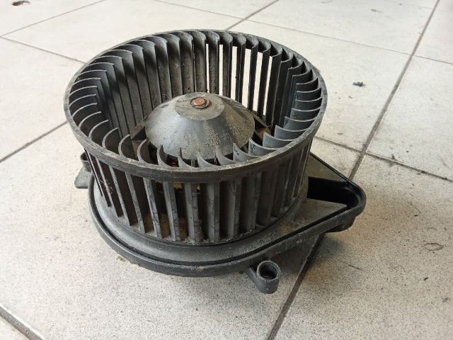 bontott AUDI A4 B6 Fűtőmotor (Nem klímás)