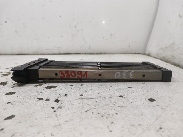 bontott AUDI A4 B6 Fűtőradiátor (Elektromos)