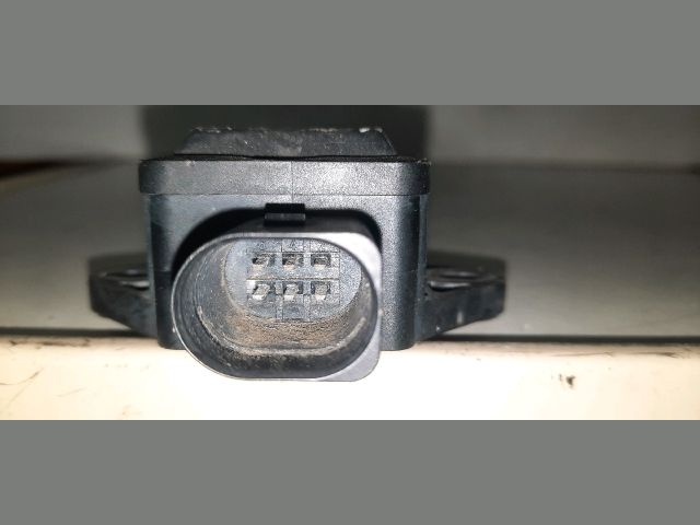 bontott AUDI A4 B6 Gyorsulás Jeladó