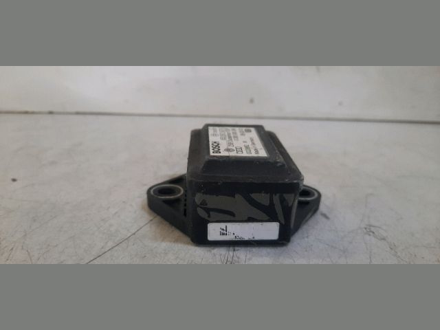 bontott AUDI A4 B6 Gyorsulás Jeladó