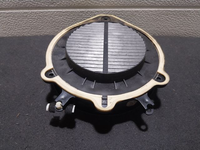 bontott AUDI A4 B6 Hangszóró (Pozíciófüggetlen)