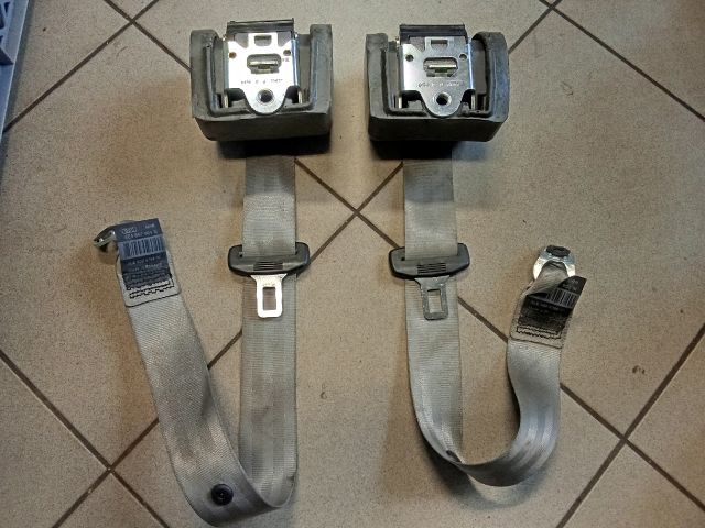 bontott AUDI A4 B6 Hátsó Biztonsági Öv Szett