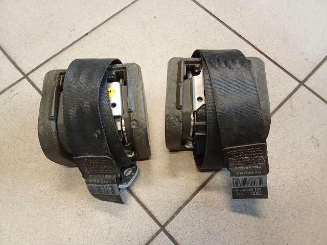 bontott AUDI A4 B6 Hátsó Biztonsági Öv Szett
