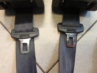 bontott AUDI A4 B6 Hátsó Biztonsági Öv Szett