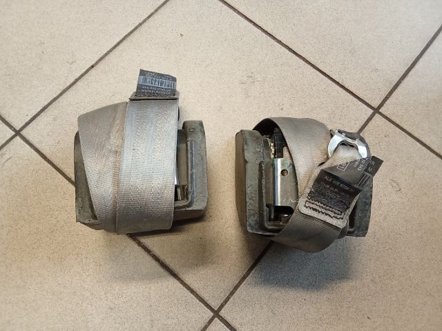 bontott AUDI A4 B6 Hátsó Biztonsági Öv Szett
