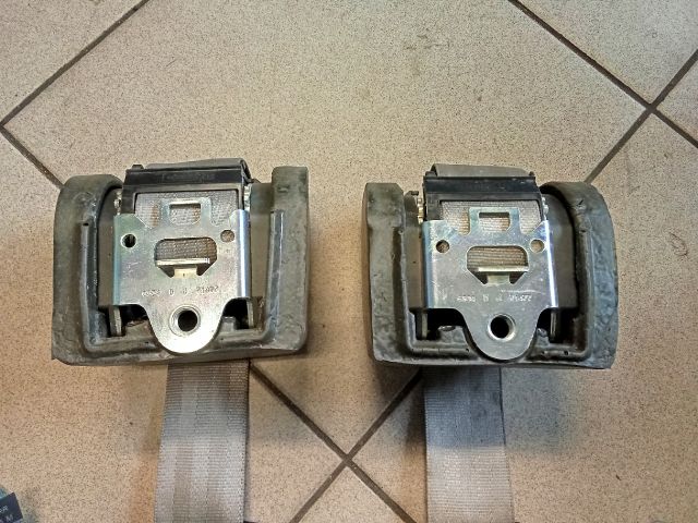 bontott AUDI A4 B6 Hátsó Biztonsági Öv Szett