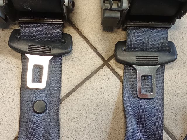 bontott AUDI A4 B6 Hátsó Biztonsági Öv Szett