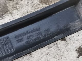 bontott AUDI A4 B6 Hátsó középső Lökhárító Tartó (Műanyag)