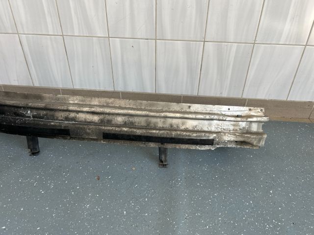 bontott AUDI A4 B6 Hátsó Lökhárító Merevítő (Fém)