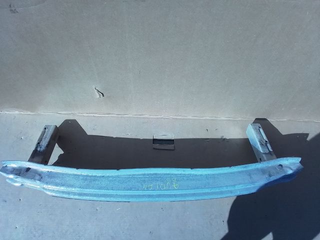 bontott AUDI A4 B6 Hátsó Lökhárító Merevítő (Fém)