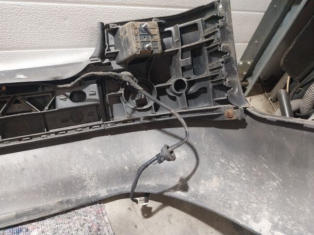 bontott AUDI A4 B6 Hátsó Lökhárító (Részeivel)