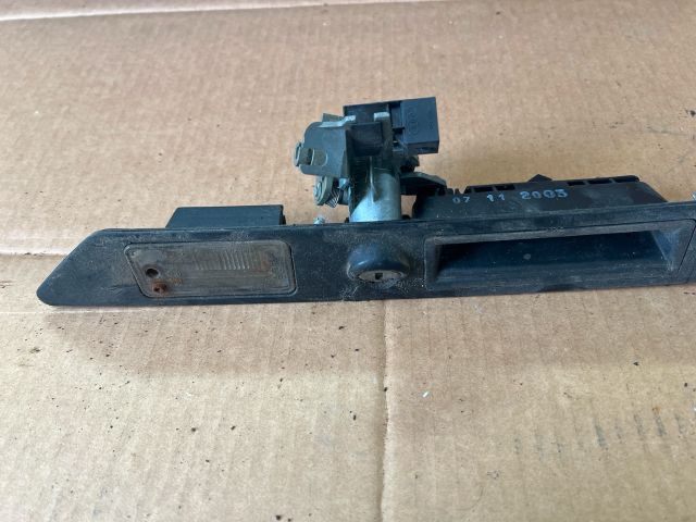 bontott AUDI A4 B6 Hátsó Rendszámtábla Világítás