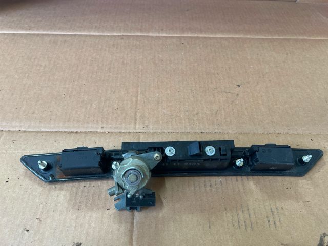 bontott AUDI A4 B6 Hátsó Rendszámtábla Világítás