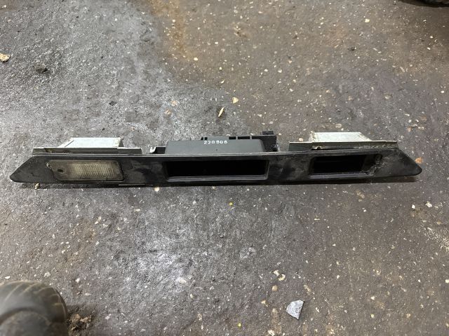 bontott AUDI A4 B6 Hátsó Rendszámtábla Világítás