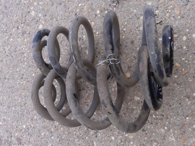 bontott AUDI A4 B6 Hátsó Rugó Pár