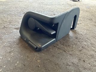 bontott AUDI A4 B6 Hátsó Üléstámla Döntő Kar / Gomb