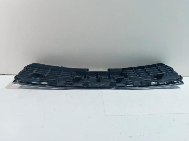 bontott AUDI A4 B6 Hűtőrács