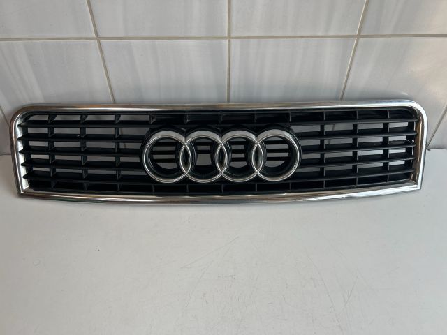 bontott AUDI A4 B6 Hűtőrács