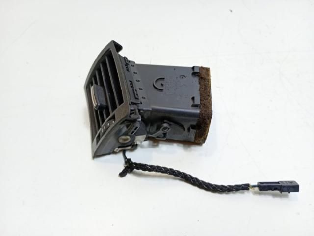 bontott AUDI A4 B6 Hűtőrács