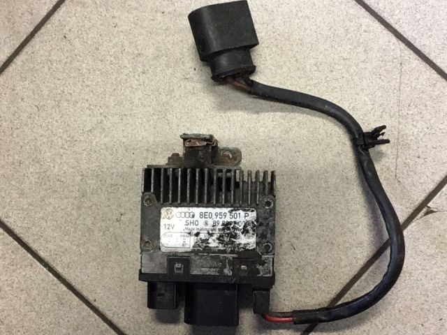 bontott AUDI A4 B6 Hűtőventilátor Motor