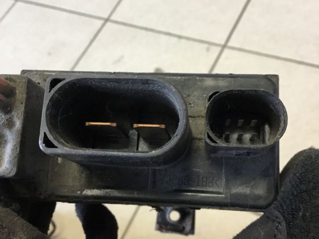 bontott AUDI A4 B6 Hűtőventilátor Motor