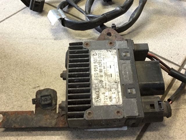 bontott AUDI A4 B6 Hűtőventilátor Motor