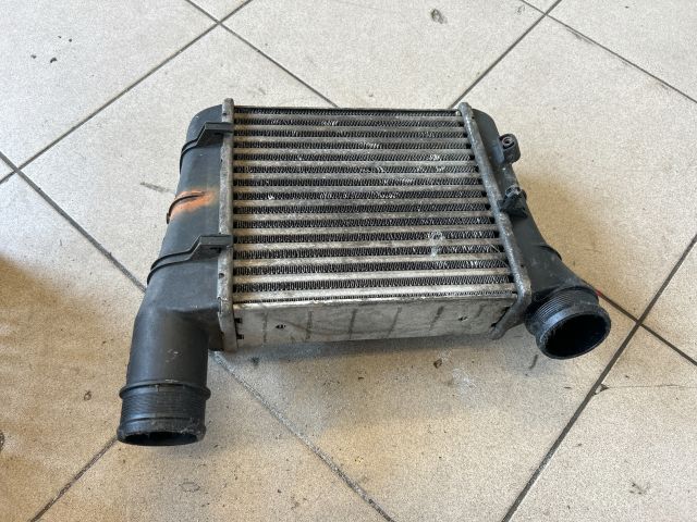 bontott AUDI A4 B6 Intercooler
