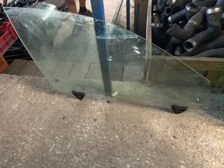 bontott AUDI A4 B6 Jobb első Ablak